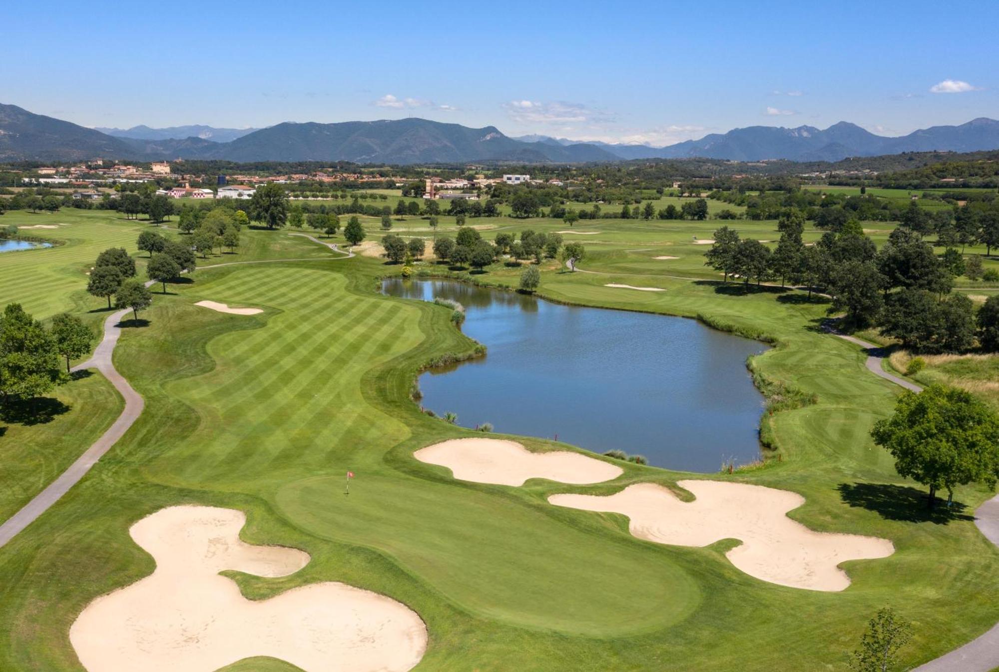 Qc Termegarda Spa & Golf Resort Кальваджезе-делла-Ривьера Экстерьер фото